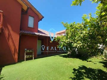 Casa en venta en ciudad de los valles, Pudahuel - 3 dormitorios, 3 baños