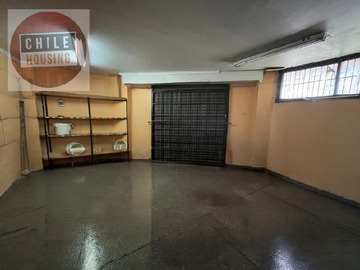 Local Comercial en venta en General gana esquina aldunate, Santiago - 2 dormitorios, 2 baños