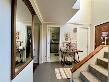 Venta / Casa / Colina