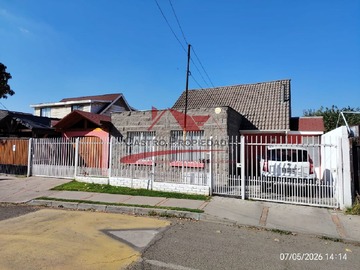 Casa en venta en Casa de Dos Pisos, 3 Dormitorios, 2 Baños, Quilicura. - 3 dormitorios, 2 baños