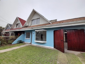 Casa en arriendo mensual en Villa alpina, Chillán - 3 dormitorios, 2 baños