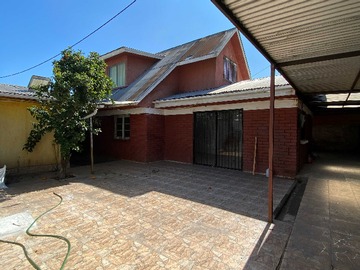Casa en venta en Casa 2 pisos, Tobalaba/Departamental/Sn Luis (115690), Peñalolén - 5 dormitorios, 2 baños