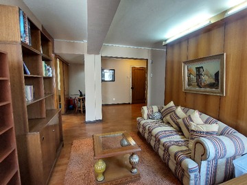 Oficina en arriendo mensual en Paseo Huerfanos 1117, Santiago - 5 dormitorios, 3 baños