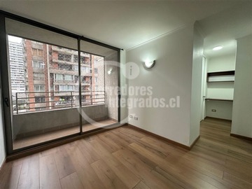 Departamento en venta en Tarapacá / Nataniel Cox, Metro la Moneda, Santiago, Santiago - 2 dormitorios, 1 baño