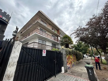 Departamento en arriendo mensual en Arriendo Depto 2D 1B y Est Ñuñoa Metro Santa Isabel - 2 dormitorios, 1 baño