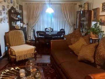 Casa en venta en alcalde fernando castillo, La Reina - 4 dormitorios, 3 baños