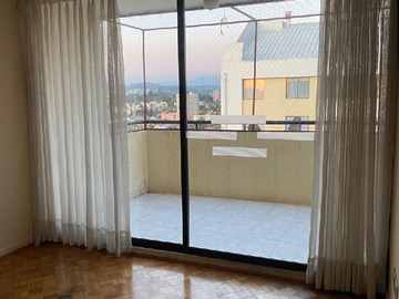 Departamento en venta en Avenida Los Carrera 15, Quilpué, Valparaíso 2430000, Chile, Quilpué - 4 dormitorios, 2 baños