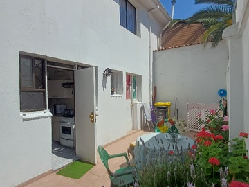 Casa en arriendo mensual en Casa Dos Pisos Excelente Ubicación - 3 dormitorios, 3 baños