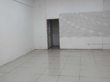 Local Comercial en arriendo mensual en Local Ideal para Inversión Segura y Rentable (168650), Curicó - 1 baño