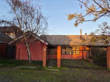 Casa en venta en Se Vende Casa en Villa Armonia, Talca - 4 dormitorios, 2 baños