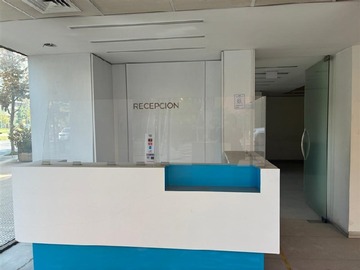 Venta / Local Comercial / Las Condes