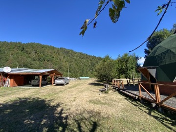 Local Comercial en venta en liquiñe, Panguipulli - 9 dormitorios, 5 baños
