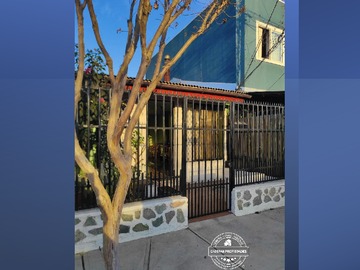 Casa en venta en Roberto Loyola, Casablanca - 3 dormitorios, 1 baño