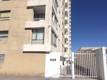 Departamento en arriendo mensual en Pasaje Monseñor Juan Bautista Herrada, Calama - 3 dormitorios, 2 baños