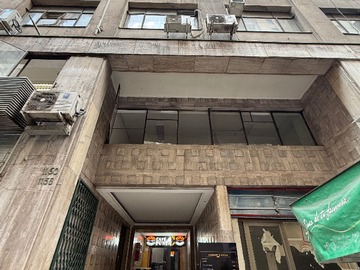 Oficina en arriendo mensual en Inversión Segura en Zona de Alta Demanda (171453), Santiago - 10 dormitorios, 2 baños