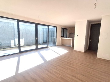 Departamento en arriendo mensual en Departamento nuevo 3 dorm con patio privado (179506), Providencia - 3 dormitorios, 3 baños