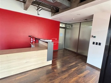 Oficina en venta en Los conquistadores, Providencia - 8 dormitorios, 4 baños