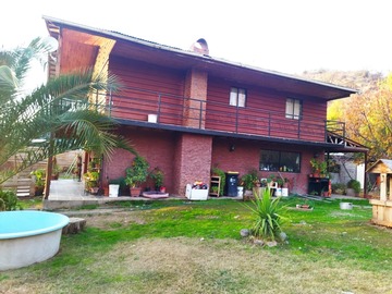Casa en venta en Principal, Pirque, Pirque - 4 dormitorios, 1 baño