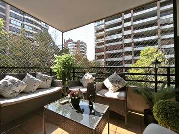 Departamento en venta en Amplio departamento como nuevo en Vitacura (165411), Vitacura - 3 dormitorios, 3 baños