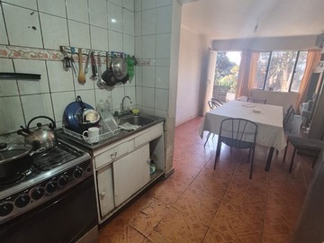 Casa en venta en Casa en Forestal Bajo, Viña del Mar - 8 dormitorios, 4 baños