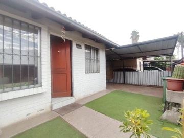 Casa en venta en Casa 4d - 2b 2 estacionamientos., Puente Alto - 5 dormitorios, 2 baños