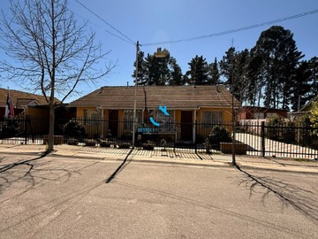 Casa en arriendo mensual en Avenida fundadores, Valparaíso - 4 dormitorios, 2 baños