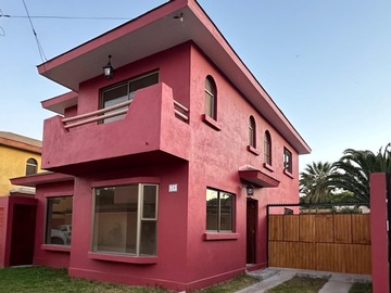 Casa en venta en La herradura, Coquimbo - 4 dormitorios, 3 baños