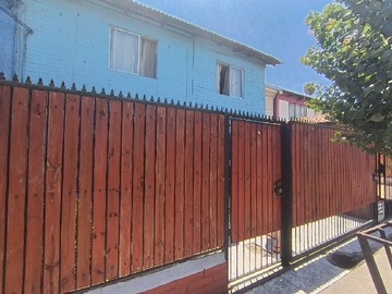Casa en venta en Entre Alondras y Los Alcones, Pudahuel - 3 dormitorios, 2 baños