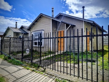 Casa en venta en Nelson bahamondes 6088, Puerto Montt - 3 dormitorios, 1 baño