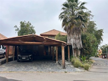 Casa en venta en Hacienda el Peñon, Puente Alto - 6 dormitorios, 4 baños