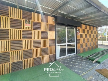 Local Comercial en arriendo mensual en Avenida Chicureo, Colina - 1 baño