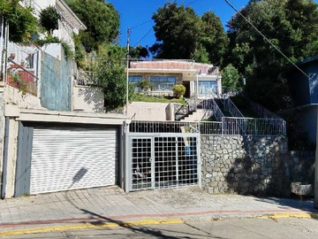 Casa en arriendo mensual en Arriendo Casa 7D 4B 1E cercano Udec (162066), Concepción - 7 dormitorios, 4 baños