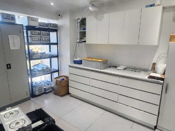 Oficina en arriendo mensual en Oficina bien ubicada moderna (166669), Las Condes - 3 dormitorios, 1 baño