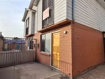 Casa en venta en Pasaje Elías Araujo 661, Lampa - 2 dormitorios, 2 baños