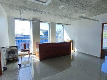 Oficina en arriendo mensual en José manuel balmaceda, reñaca, Viña del Mar - 2 dormitorios, 2 baños