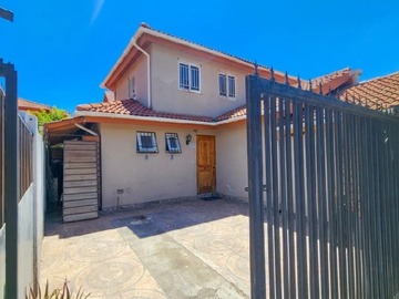 Casa en venta en Se vende casa de 2 pisos en cerrillos que se adapta a ti, Cerrillos - 3 dormitorios, 3 baños