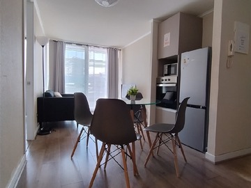 Departamento en arriendo mensual en Carmen con Marcoleta, Santiago - 2 dormitorios, 2 baños