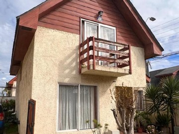 Casa en venta en Se Vende Casa Condominio a Pasos de el Troncal Villa Alemana - 4 dormitorios, 2 baños
