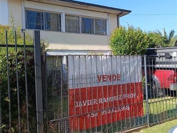 Casa en venta en Av. Presidente Riesco/ Las Tranqueras, Las Condes - 3 dormitorios, 1 baño