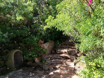 Casa en venta en Hermosa Casa con Piscina Muy Cerca de la Playa en Algarrobo - 5 dormitorios, 3 baños