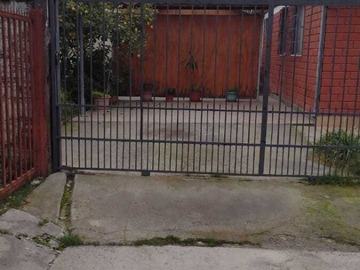Casa en venta en Aeropuerto 565, Santiago - 3 dormitorios, 2 baños