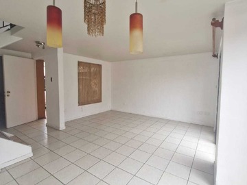 Casa en arriendo mensual en Arriendo casa en maipu, ciudad satelite (183677), Maipú - 3 dormitorios, 3 baños