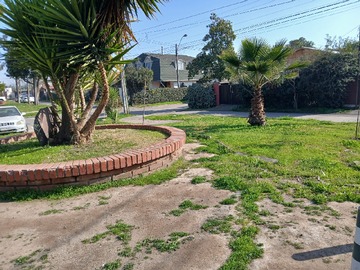 Casa en venta en Sagitario 10512, La Florida, Santiago Metropolitan Region 8240000, Chile, La Florida - 5 dormitorios, 2 baños
