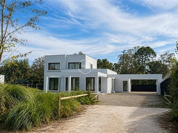 Casa en venta en Los lirios, Requínoa - 3 dormitorios, 3 baños
