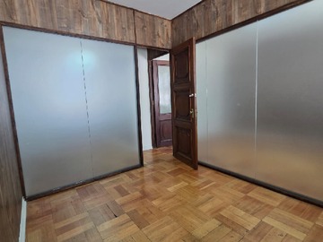 Oficina en arriendo mensual en Paseo Ahumada 380, Santiago - 2 dormitorios, 1 baño