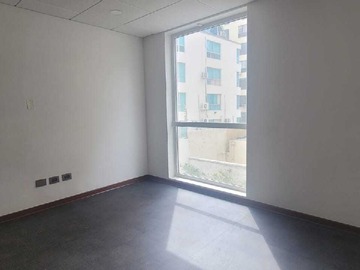 Oficina en arriendo mensual en Arriendo oficina Neveria (125221), Las Condes - 1 dormitorio, 1 baño