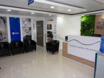 Oficina en arriendo mensual en Se arrienda consulta médica en Ed. Galeno. (116438), Antofagasta - 7 dormitorios, 4 baños