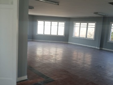 Local Comercial en arriendo mensual en Arriendo Excelente Propiedad Comercial - 4 baños