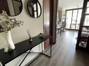 Departamento en venta en Metro Colón, Providencia - 3 dormitorios, 3 baños