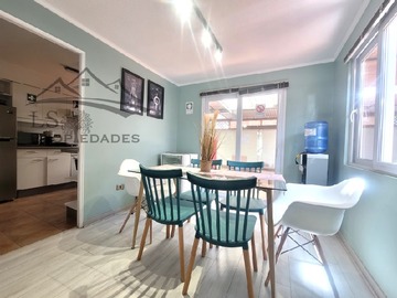 Casa en venta en El sauce con sta. Margarita, Huechuraba - 2 dormitorios, 3 baños